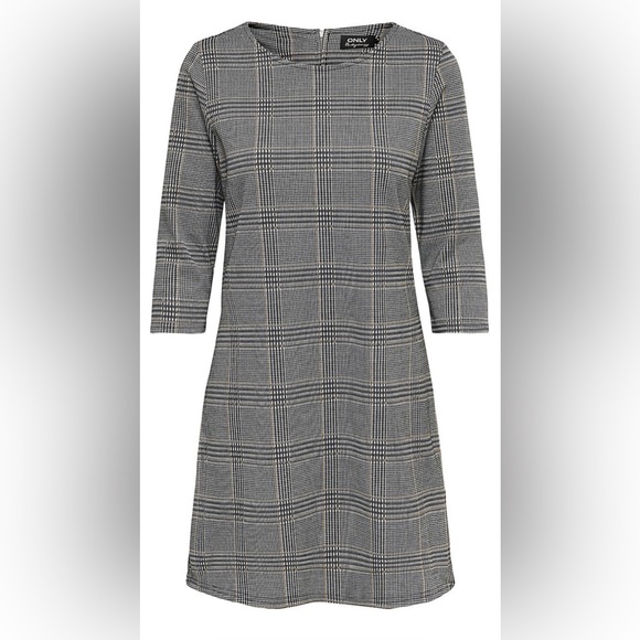 Checked Three Quarter Sleeve Dress - Picture 5 of 7